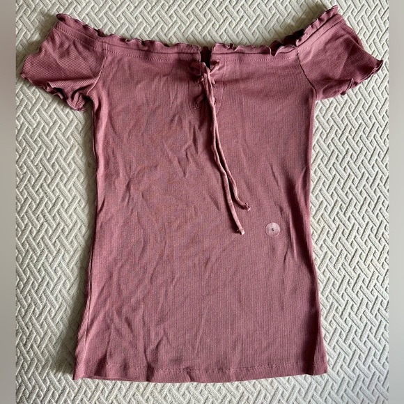 Off the shoulder Tee - Picture 1 of 1